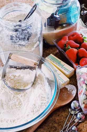 Easy, Oh-So-Yummy Rhubarb Bars